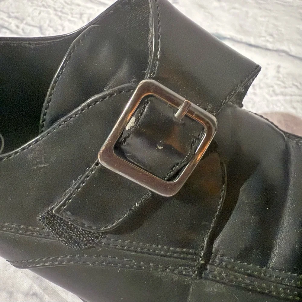 Black Buckle Dress Shoes